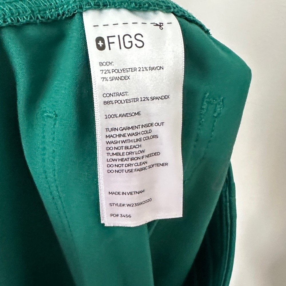 Figs Green Women's Scrubs - Picture 3 of 4